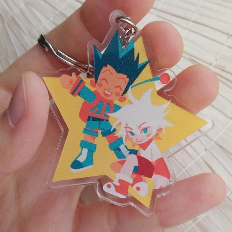 lostgalaxy 🍁 on Instagram: “I have nothing to post rn bc I'm busy with commissions so look at these acrylic charms I made 😊💞 killugon charms will be available in my…” Keychain Anime Charms, Chibi Acrylic Charms, Acrylic Keychain Design Ideas, Anime Keychains Acrylic, Cute Acrylic Keychains, Acrylic Charm Ideas, Tutorial Sobre Arte Digital, Chibi Charms, Acrylic Keychain Ideas