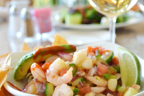 Ceviche Ingredients, Cilantro Dip, Dinner Under 300 Calories, Shrimp Ceviche Recipe, Guacamole Ingredients, Shrimp Ceviche, Shrimp Avocado, Eating Light, Spicy Shrimp