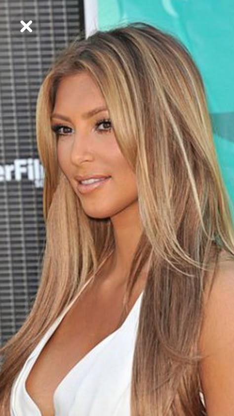 Kim Kardashian Blonde Balayage, Caramel Blonde Kim Kardashian, Golden Honey Hair, Blonde Hair Kim Kardashian, Caramel Blonde Hair Honey, Ciara Blonde Hair, Kim Kardashian Blonde, Jennifer Lopez Hair, Kim Kardashian Hair