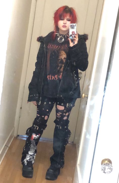 Alt Punk Outfits, Winter Punk Outfits, Masc Tradgoth Outfits, Masc Alt Clothes, Alt Masc Outfits Punk, Goth Twink Outfits, Alt Clothes Masculine, Fall Casual Dress, Mallgoth Outfits