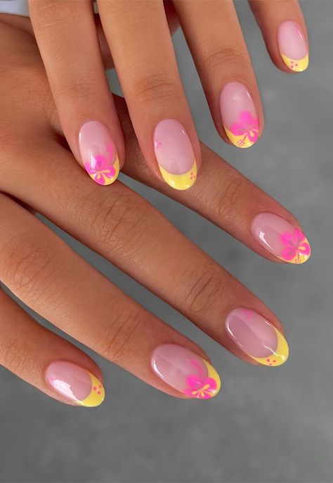 spring nail art, spring nails, nail art, nail trends, nail art inspiration, nail ideas, flower nails, floral nails, floral spring nails Orange And Pink Nail Designs Summer, Tropical Orange Nails, Nail Ideas Tropical, Summer Nails Colourful, Majorca Nails, Colourful Nails For Summer, Vacation Nails French Tips, Nude Base Nail Designs, Hawaii Nail Ideas