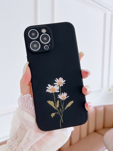 Phone Cover Art Design, Phone Cover Painting Black, Black Mobile Cover Painting, Phone Back Case Design, Phone Back Cover Design Handmade, Embroidery Mobile Cover, Black Phone Cover Painting Ideas, Black Phone Case Design, Back Covers For Phone