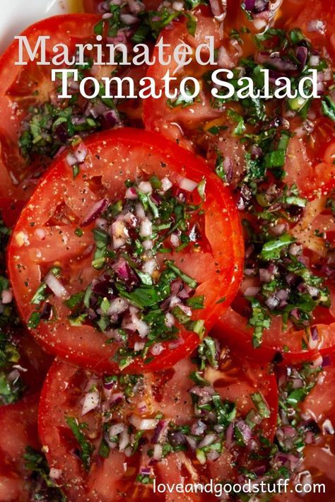 Marinated Tomato Salad, Italian Tomato Salad, Salad Italian, Marinated Tomatoes, Tomato Salad Recipes, Summer Meal, Noodle Salad, Fruit Salad Recipes, Juicy Tomatoes