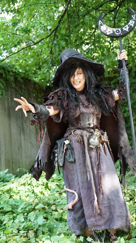 Earth Tone Witch Outfit, Renisance Costumes, Swamp Witch Outfit, Swamp Witch Costume, Ten Faire, Witch Attire, Witches Costumes For Women, Witch Costume Diy, Steampunk Witch