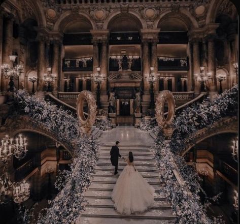 Era Victoria, Royal Core, Fairytale Aesthetic, Medieval Aesthetic, Castle Aesthetic, Victorian Aesthetic, Queen Aesthetic, Royalty Aesthetic, Royal Aesthetic