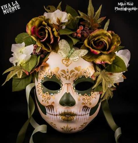 Skull Masks, Nature Mask, Day Of The Dead Mask, Painted Skull, Mexican Day Of The Dead, Dead Hand, Mexican Mask, Ceramic Mask, Flower Headdress