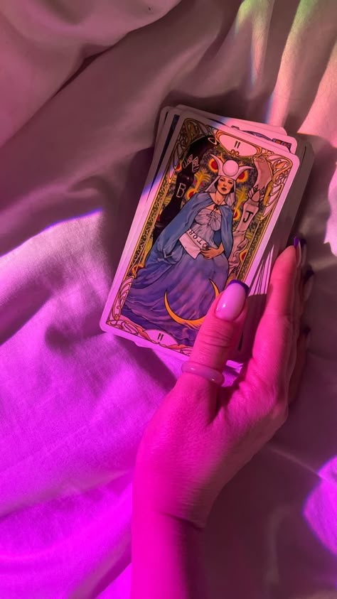 Tarot Cards Aesthetic, Tarot Business, Tarot Aesthetic, Spotify Wrapped, Online Tarot, Tarot Astrology, Fairy Artwork, Manifestation Board, Season Of The Witch