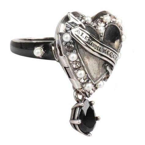 Alexander McQueen Heart Locket ring ($470) ❤ liked on Polyvore featuring jewelry, rings, silver, alexander mcqueen jewelry, heart locket ring, heart jewelry, heart shaped rings and swarovski crystal jewelry Alexander Mcqueen Jewelry, Jewelry Rings Silver, Mcqueen Jewelry, Jewelry Locket, Alexander Mcqueen Ring, Rings Heart, Heart Shaped Locket, Locket Jewelry, Heart Rings