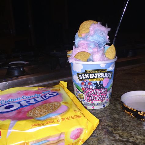 Ben and Jerry's cotton candy ice cream with cotton candy Oreos and cotton candy Cotton Candy Ice Cream, Candy Ice Cream, Eating Food Funny, Candy Drinks, Junk Food Snacks, Ice Cream Candy, Food Therapy, Ben And Jerrys, Ben And Jerrys Ice Cream