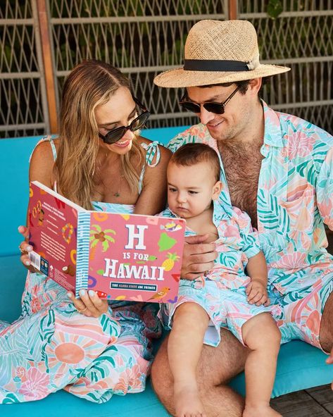 The Best Matching Family Outfits for Your Next Vacation – Kenny Flowers Family Vacation Outfits, Kenny Flowers, Family Swimwear, Boys Hawaiian Shirt, Hawaiian Outfits, Father Son Matching Shirts, Going Out Looks, Kids Activewear, Kids Golf