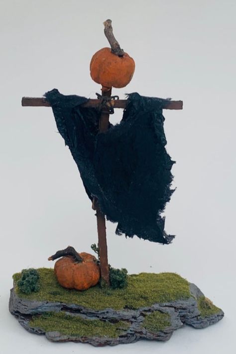 Brian McCann: (Willow Cove Manor) Miniature Twig and Clay Scarecrow Miniature Scarecrow Diy, Mini Scarecrows Craft, Diy Mini Scarecrow, Polymer Clay Scarecrow, Maileg Halloween, Clay Scarecrow, Spooky Diorama, Scarecrow For Garden, Fall Miniatures