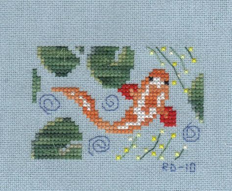 Fish Cross Stitch, Embroidery Tips, Small Cross Stitch, Mini Cross Stitch, Cross Stitch Cards, Gold Fish, Japanese Embroidery, Cross Stitch Animals, Sewing Embroidery Designs