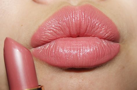 Loreal Color Riche Lipstick, Loreal Lipstick, Makeup For Older Women, Lipstick Kit, Pinterest Makeup, Best Lipsticks, Makijaż Smokey Eye, Makeup Swatches, Beauty Makeup Tips