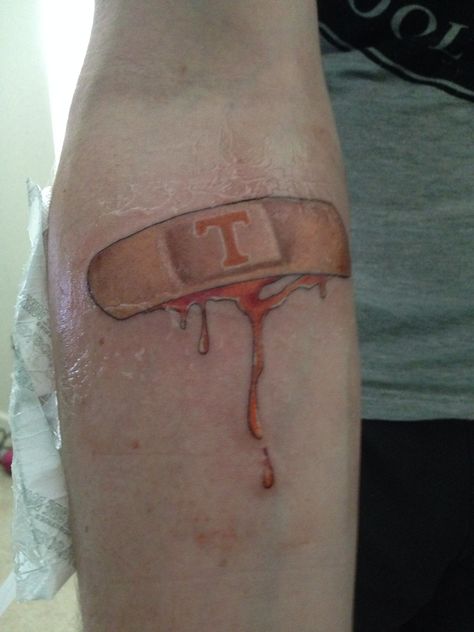 First tattoo :). #gbo #vols #vfl University Of Tennessee Tattoo, Tennessee Vols Tattoos Ideas, Tennessee Vols Tattoo, Vols Tattoos, Tennessee Tattoos, Tennessee Tattoo Ideas, Tennessee Tattoo, Tn Football, Chef Tattoo