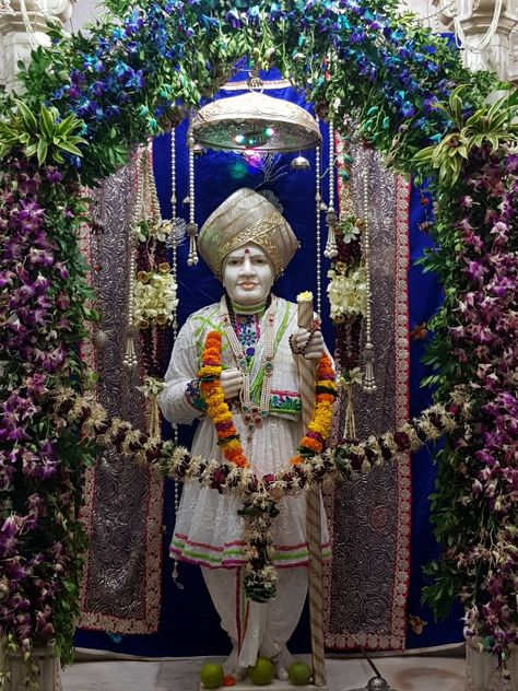 Shri Jalaram Satsang Mandal, Mulund West Mumbai Jay Jalaram Bapa, Jay Jalaram, Jalaram Bapa, Clever Captions, Clever Captions For Instagram, Good Night Love Images, Krishna Wallpaper, Animal Wallpaper, Love Images