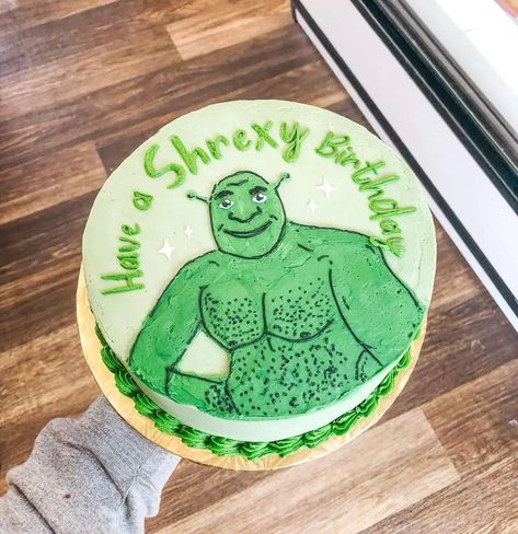 Shrek Birthday Cake, Birthday Cake Quotes, Swamp Party, Shrek Cake, Girls Night Movies, Ugly Cakes, Wanna Recreate, Two Blondes, Cake Quotes