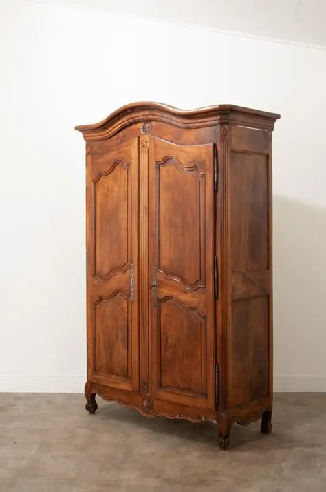 French 18th Century Solid Walnut Armoire For Sale at 1stDibs Wardrobe Furniture Ideas, Antique Pine Armoire, Dark Wood Armoire, Antique Wooden Wardrobe, French Antique Furniture, Narnia Book Cover, Traditional English Home, Cottage Armoire, Victorian Armoire