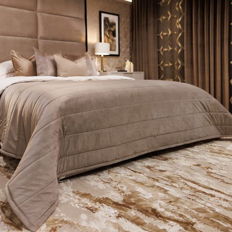 Champagne Bed, Glam Bed, Oak Decor, Bedroom Furniture Uk, Rowen Homes, Billionaire Homes, Luxury Bedspreads, Must Have Accessories, Velvet Bedspread