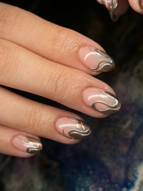 Chrome short French tip nails @artbeautyandsoul New Years Nail Designs Chrome, Metalic Nails Short, Metallic Nails Gel, New Years Nail Designs 2024, Short Nail Chrome Designs, Short Nails With Chrome, Metallic Short Nails, Metallic White French Tip Nails, Short Crome Nails Design