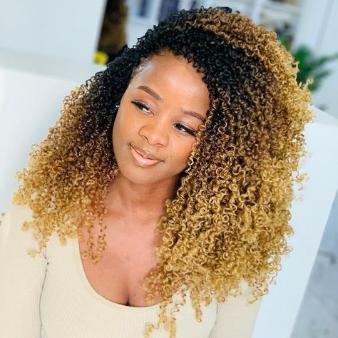 Wedding Passion Twist, Short Crochet Passion Twist, Crochet Passion Twist Hairstyles, Bob Length Passion Twists, Crochet Twist Styles, Passion Twist Crotchet Hairstyles, Passion Twists Hairstyle, Crochet Wavy Hair, Smeduiem Passion Twist