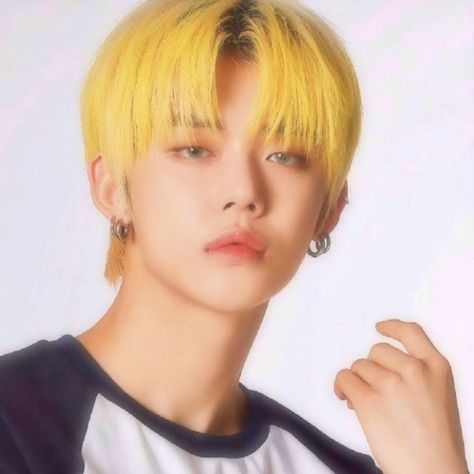 #choiyeonjun #yeonjun #txt Yeonjun Rainbow Hair, Yeonjun Yellow Aesthetic, Yeonjun Neon Hair, Choi Yeonjun Pink Hair, Txt Yeonjun Yellow Hair, Neon Green Hair, Choi Daniel, Yellow Boots, Neon Hair