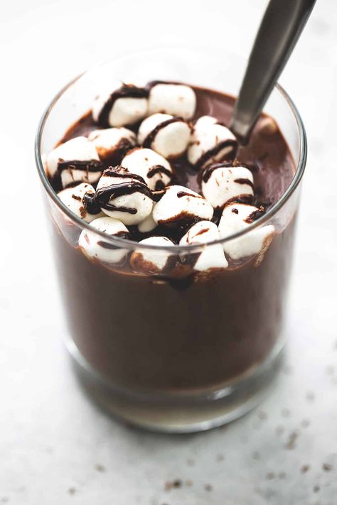 Homemade extra thick hot chocolate with perfectly creamy, double chocolatey chocolate flavor. Easy to whip up in about 5 minutes! | lecremedelarumb.com Hot Drink Ideas, Thick Hot Chocolate, Glace Fruit, Christmas Cookies And Treats, Chocolate Creme, Garlic Butter Shrimp, Butter Shrimp, Hot Coco, Cabin Christmas