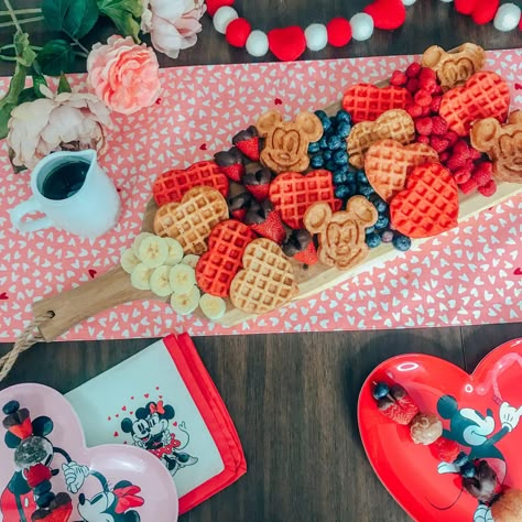 Minnie Plates, Mickey Waffle Maker, Waffle Brunch, Waffle Board, Mickey Waffle, Brunch Board, Valentines Party Food, Valentines Brunch, Thanksgiving Breakfast