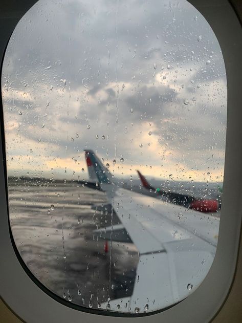 Canada View From Window, Airplane Window Pictures, Plane Window Wallpaper, Air Plane Window View, Flight Window View, Airplane Window Aesthetic, Rain Scenery, Profile Foto, Stay Toxic