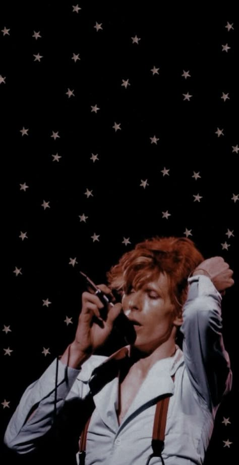 David Bowie Lets Dance Era, Bowie Wallpaper Aesthetic, David Bowie Homescreen, David Bowie Background, David Bowie Laptop Wallpaper, Rockstars Wallpaper, David Bowie Lockscreen, Glam Rock Wallpaper, David Bowie Wallpaper Aesthetic