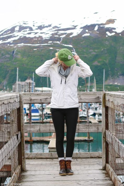 Alaska Fall Outfits, Alaska Cruise Outfits In June For Women, Cute Alaska Outfits, Alaska Summer Outfits, Summer Cruise Outfits, Alaska Packing List, Alaskan Vacation, Alaska Outfits, Alaskan Cruise Outfits