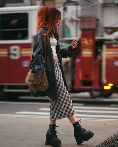 Mondays in the city 🫶🏻 back to sunsets at 4pm | Instagram Fall Streetwear Grunge Platform Boots, Grunge Style Lace-up Chunky Platform Boots, Grunge Style Fall Platform Lace-up Boots, Alternative Outfits Grunge, Long Plaid Skirt Outfit Grunge, Plaid Dress Outfit Grunge, Platform Mary Janes Outfit, Edgy Outfits Grunge, Grunge Alternative Fashion