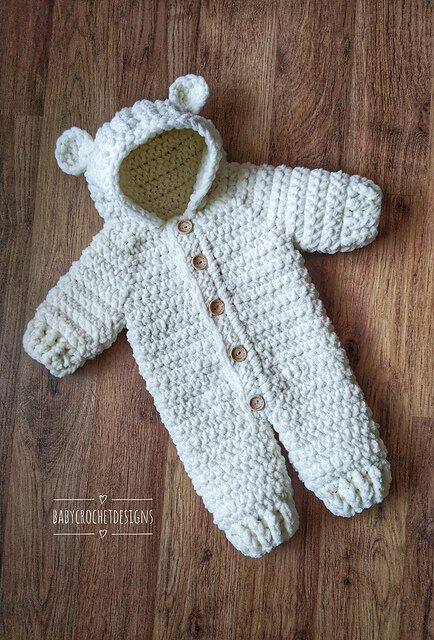 Free preemie premature baby clothing crochet patterns hats cardigans rompers dress — Baby Crochet Designs Newborn Pattern, Preemie Crochet, Crochet Baby Projects, Room Neutral, Crochet Baby Sweater, Crochet Romper, Confection Au Crochet, Pull Bebe, Crochet Baby Boy