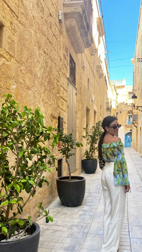 Malta Picture Ideas, Malta Photoshoot, Malta Outfits, Malta Photo Ideas, Malta Summer, Vacay Mood, Scenery Aesthetic, Holiday Pics, Malta Travel