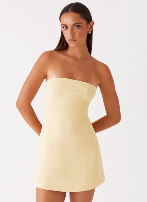 Ayanna Strapless Mini Dress - Yellow Yellow Hoco Dress, Yellow Homecoming Dresses, Yellow Strapless Dress, Semi Dresses, Cute Homecoming Dresses, Yellow Mini Dress, Strapless Neckline, Grad Dresses, Satin Mini Dress