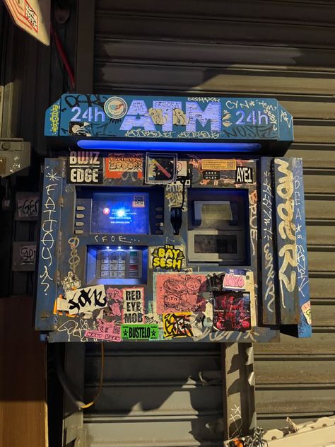 #nyc #graffiti #atm #newyorkcity #manhattan Atm Aesthetic, Nyc Street Aesthetic, Graffiti Artist Aesthetic, American Graffiti Aesthetic, Lower East Side Graffiti, Nyc Graffiti Art, Graffiti Bedroom, Nyc Graffiti Aesthetic, Painting Studies