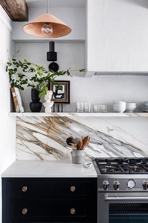 Manhattan Apartment, Herringbone Floor, Vogue Living, Pierre Jeanneret, Parisian Apartment, Style Deco, New York Apartment, Marble Slab, Black Cabinets