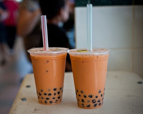 boba tea - thai milk, from lollicup Thai Bubble Tea, Thai Tea Boba, Rose Milk Tea, Thai Iced Tea, Boba Recipe, Iced Tea Drinks, Bubble Drink, Bubble Tea Recipe, Tea Loose Leaf