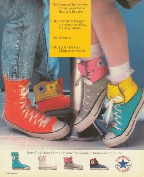 80s Converse Boots--Notice the stonewashed jeans, the one shoe up and one rolled down, the mix-matched shoe colors, and the ruffled bobby socks with sneakers. This is TOTALLY how I dressed, back in the 80s. (Only, my stonewashed jeans would have been "tight-rolled"! ~ LOL!) 80s Converse, 1980s Shoes, Sup Girl, Converse Boots, Look 80s, 80s Shoes, Stonewashed Jeans, Jelly Flats, New Retro Wave