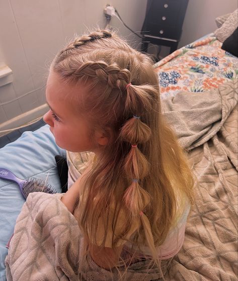 Beaded Bubble Braids, Bubble Braid Hairstyles Pictures, Crimped Bubble Braid, Bubble Braids From The Top, Bubble Braid Top Of Head, Cute But Crazy Hairstyles, Color Guard Hairstyles Half Up, Braids Into Pigtails Half Up, French Bubble Braid Half Up Half Down