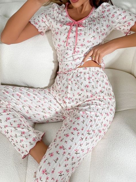 Women’s Pajamas, Cute Pajamas For Women, Cute Pijamas, Pijamas Women, Pajamas All Day, Pajama Fashion, Couple Pajamas, Loungewear Outfits, Cute Sleepwear