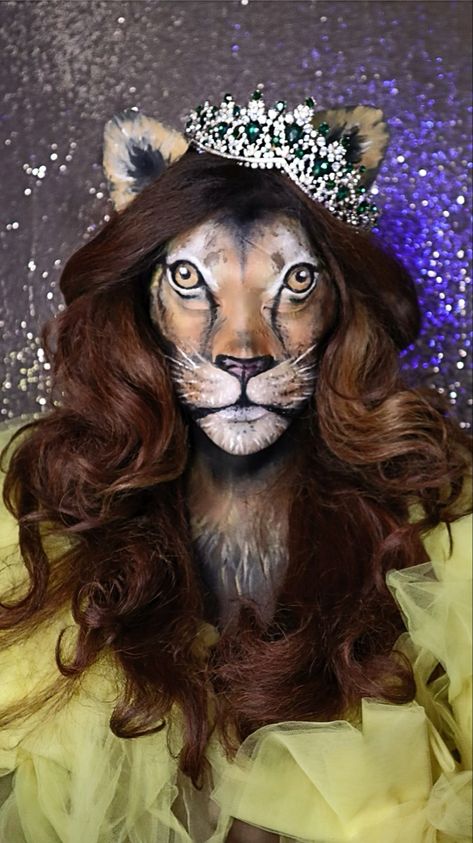 Lion Makeup Women, Animal Inspired Makeup, Lioness Makeup, Safari Makeup, Lion Face Paint, Lion Makeup, Lion Queen, Bear Makeup, Animal Makeup