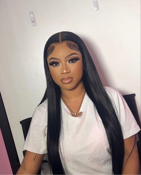 Baddie Birthday Makeup Looks, Light Graduation Makeup, Natural Make Up Looks For Black Women, Makeup With Braids, Light Blue Prom Makeup Looks, Blue Prom Makeup Looks, Natural Soft Glam Makeup Black Women, Full Glam Makeup Looks Black Women, Light Blue Prom Makeup