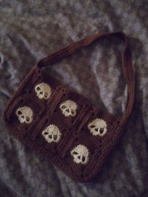 Crochet skull shoulder bag handbag handmade Skull Messenger Bag Crochet, Crochet Skull Bag Pattern, Skull Granny Square Bag, Halloween Bag Crochet, Grunge Crochet Bag, Crochet Goth Bag, Crochet Skull Bag, Halloween Crochet Bag, Brown Crochet Bag