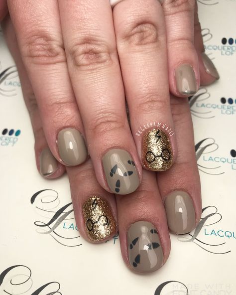 Harry Potter Nails Subtle, Hp Nails, Harry Potter Nails Designs, Nerdy Nails, Kid Nails, The Marauders Map, Potter Nails, Happy Birthday Harry, Happy Birthday Harry Potter