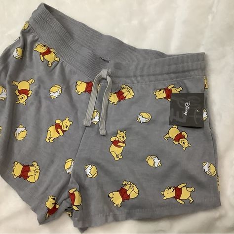 NWT Disney Winnie the Pooh XL Gray Lounge Shorts Pooh Outfits, Minnie Mouse Shirt Womens, Disney Pajama Pants, Cute Winnie The Pooh, Cute Pjs, Cute Pajama Sets, Flannel Pajama Sets, Cute Lazy Outfits, Lazy Day Outfits