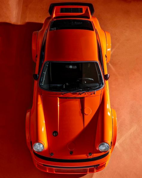 Orange Porsche, Orange Car, Porsche 930, Porsche Motorsport, Vintage Porsche, Porsche Carrera, Manual Car, Automotive Photography, Classic Porsche