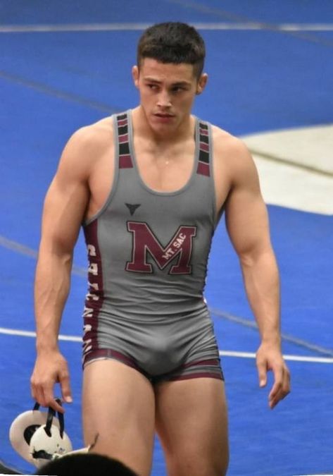 (99+) #college muscle on Tumblr Combat Clothes, Male Gymnast, Fashion Models Men, Wrestling Singlet, Men Sport Pants, Lycra Men, Rugby Men, Sports Boys, Men In Uniform