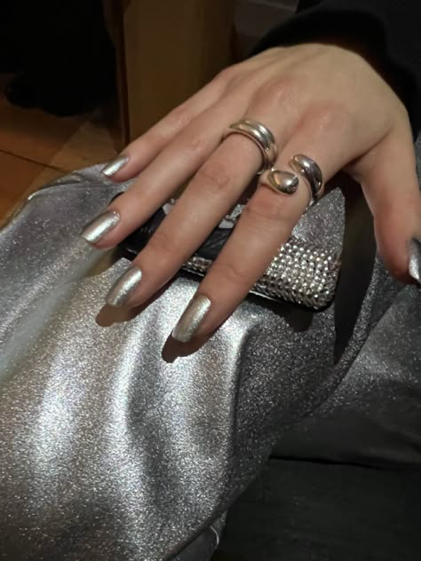 Silver Chrome Nails, Aesthetic Star, Silver Chrome, I'm With The Band, Party Girl, Silver Nails, Brunette Girl, Silver Spoons, Nails Inspo