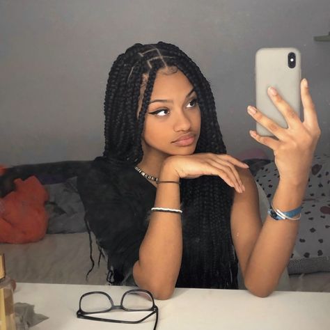 Types Of Box Braids, Types Of Braids For Black Women, Short Relaxed Hair, Black Box Braids, Short Relaxed Hairstyles, Peinados Hair Styles, Cute Box Braids, Big Box Braids Hairstyles, Box Braids Hairstyles For Black Women