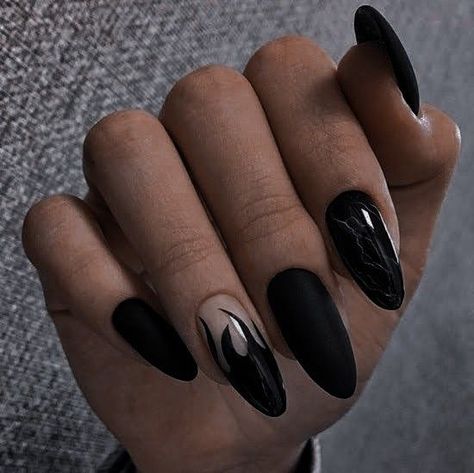 Black Gel Nails Short, Almond Acrylic Nails Designs, Black Gel Nails, Black Nails With Glitter, Almond Acrylic Nails, Short Acrylic Nails Designs, Prom Nails, Dope Nails, Short Acrylic Nails